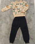Conjunto Infantil com Desenhos de Carrinhos!
